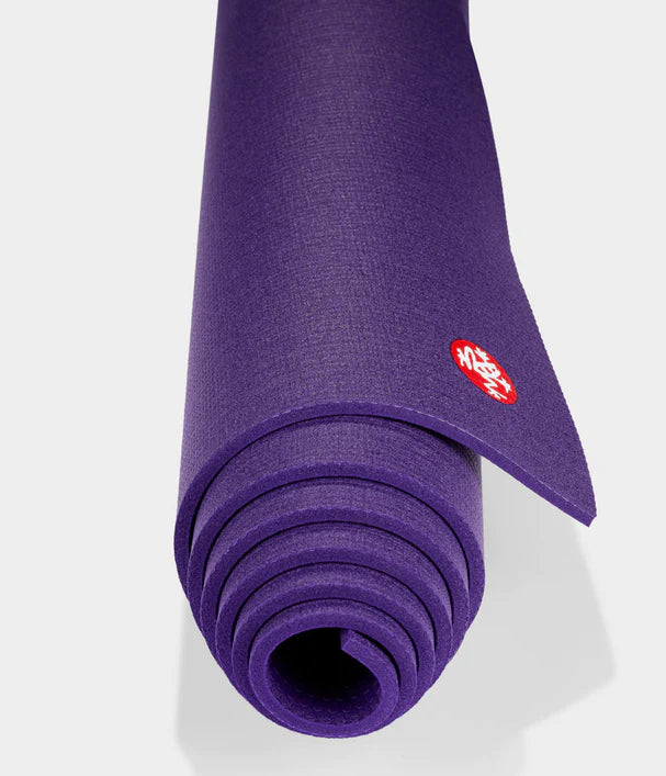 Manduka PRO™ Yoga Mat 6mm – Elevate Athleisure Manduka PRO™ Yoga Mat 6mm – Elevate Athleisure