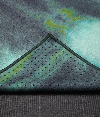 Manduka Yogitoes® Hot Yoga Mat Towel