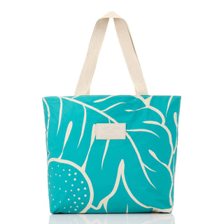 Aloha Collection Ulu Nui Day Tripper