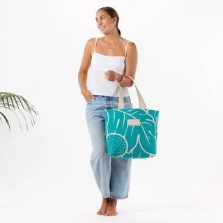 Aloha Collection Ulu Nui Day Tripper