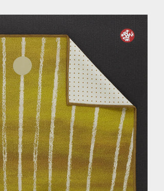 Manduka Yogitoes® Hot Yoga Mat Towel