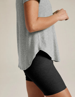 Beyond Yoga Featherweight On The Down Low Tee - Seasonal