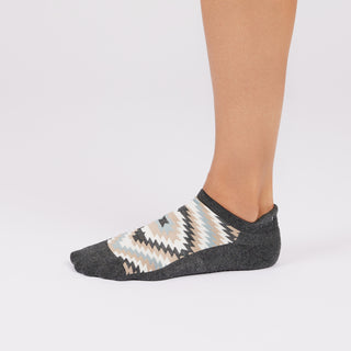 TAVI Grip Savvy Socks