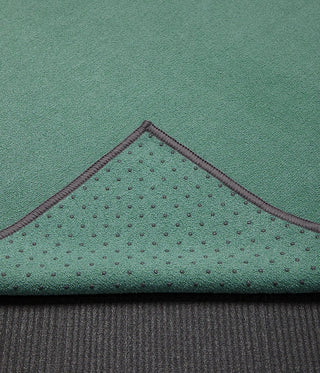 Manduka Yogitoes® Yoga Mat Towel