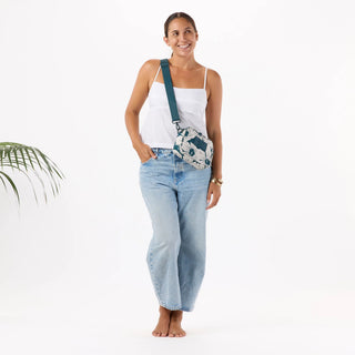 Aloha Collection  Flor del Mar Keep It Light Le Tour