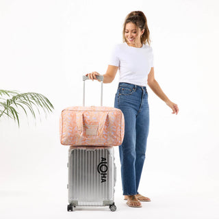 Aloha Collection Lei Stand Keep It Light Weekender