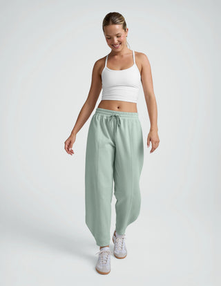 Beyond Yoga LuxeFleece Barrel Sweatpant - Seasonal