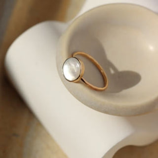 Token Jewelry Mother of Pearl Ring