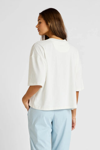ALLFENIX Oversized Cropped Tee