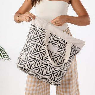 Aloha Collection Pasifika Day Tripper