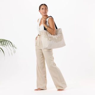 Aloha Collection Plumeria Lei Holo Holo