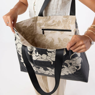 Aloha Collection Plumeria Lei Holo Holo