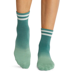 TAVI Aria Scallop Grip Socks