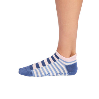 TAVI Grip Savvy Socks