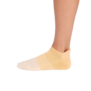 TAVI Grip Savvy Socks
