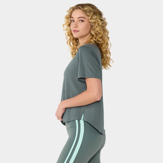 Tavi Scoop Neck Vent Tee
