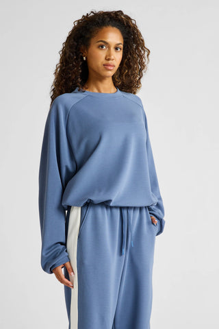 ALLFENIX Soft Essentials Crew Jumper