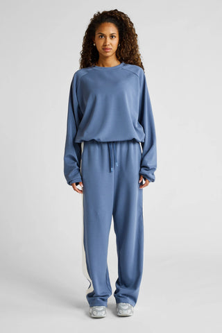 ALLFENIX Soft Essentials Crew Jumper