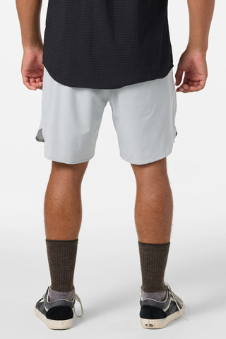 O'Neill TRVLR Tech Lined 17" Hybrid Shorts