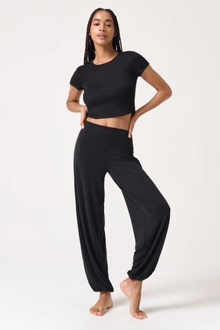 Spiritual Gangster Zen Rib Noa Crop Tee
