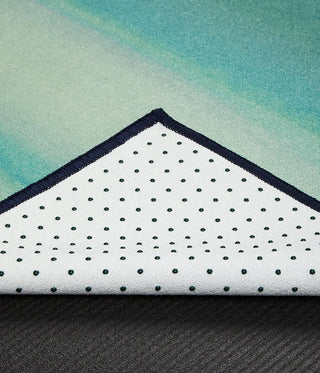 Manduka Yogitoes® Hot Yoga Mat Towel
